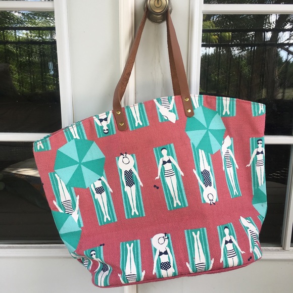 Mud Pie Handbags - COPY - Mudpie beach bag EUC